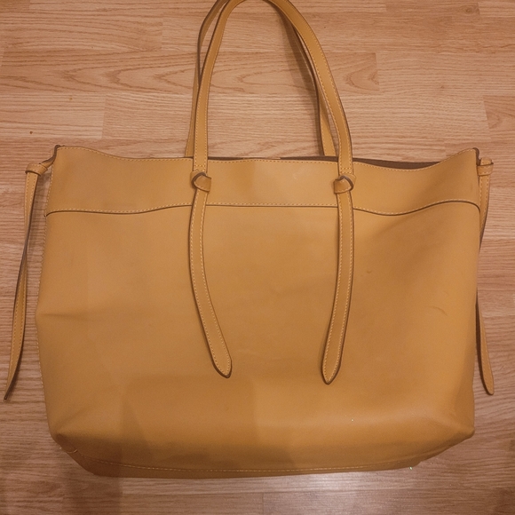 Zara yellow tote bag in very good condition - Picture 2 of 3